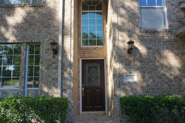 Building Photo - 17238 Laguna Trail Dr