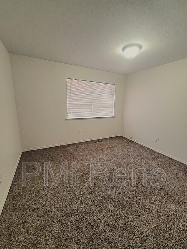 Building Photo - 1372 Laser Ct
