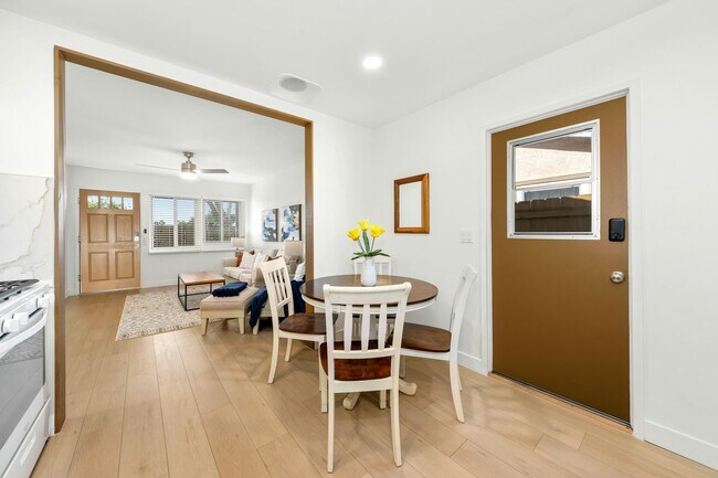 Building Photo - 3264 Clairemont Mesa Blvd