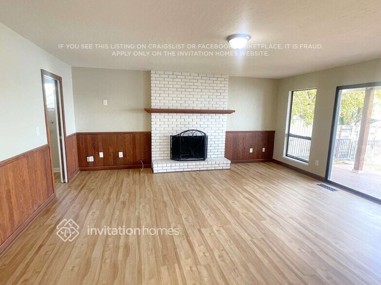 Building Photo - 5501 Riverlake Rd