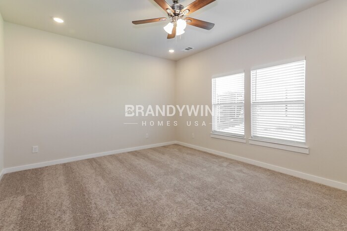 Building Photo - 337 Fire Rock Dr