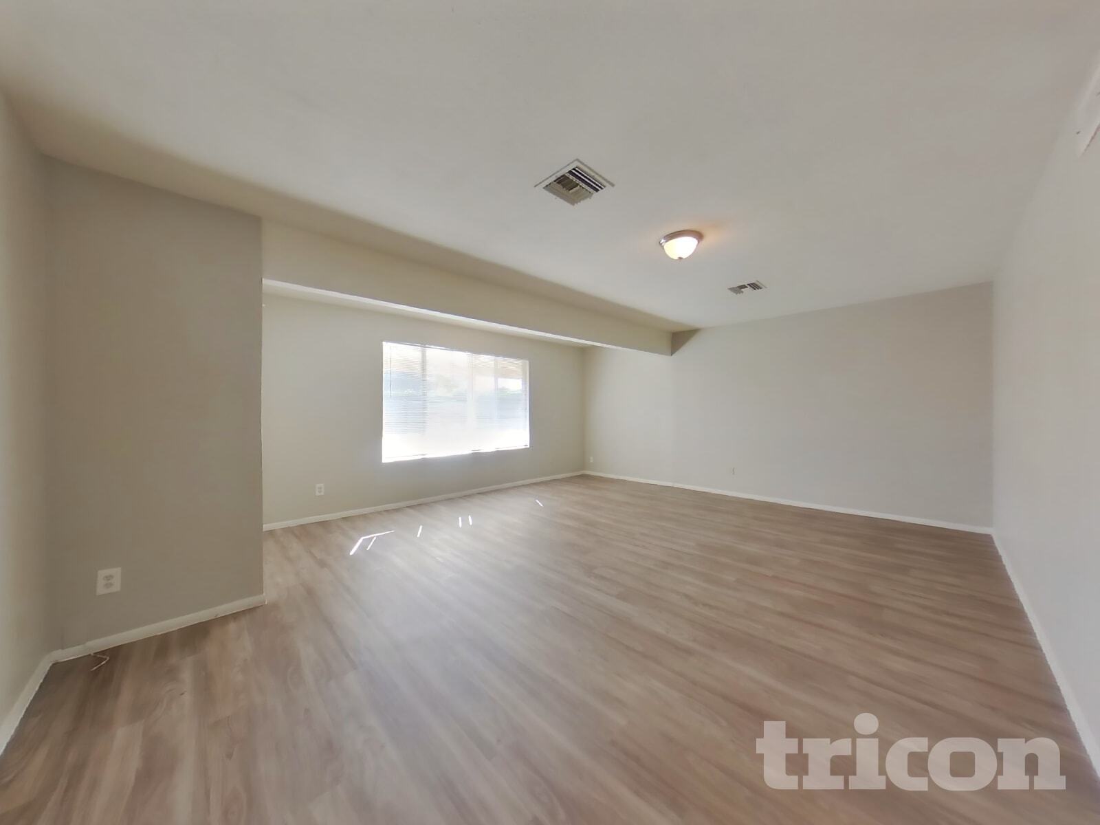 Building Photo - 4127 W Mission Ln