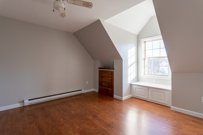 Building Photo - 4 Pheasant Ct