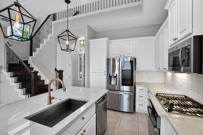 Building Photo - 104 Cartwheel Bend