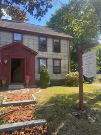 Building Photo - 766 Washington St