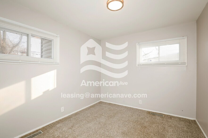 Building Photo - 1302 Brummit Ln