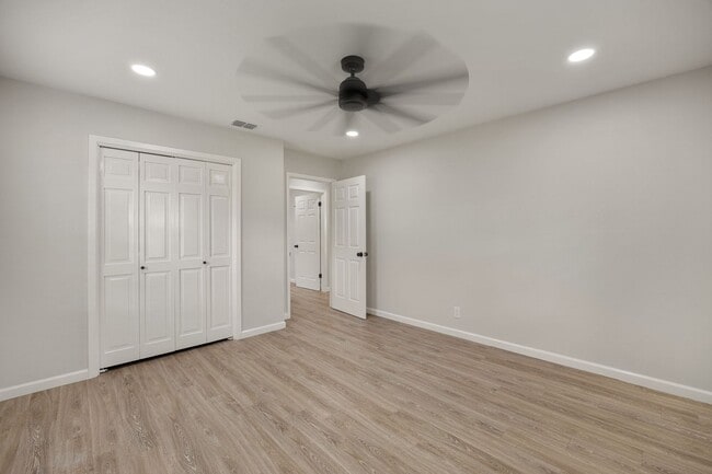 Building Photo - Completely Remodeled Four Bedroom