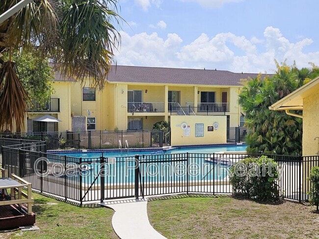 Building Photo - 7549 Abonado Rd
