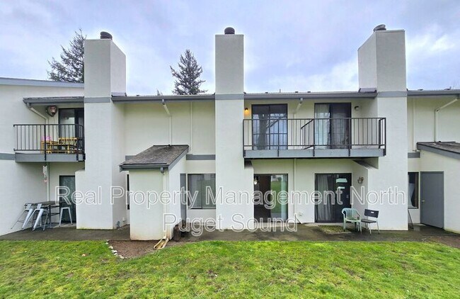 Building Photo - 4817 76th St NE