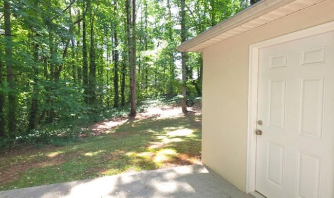 Building Photo - Duplex in Collins Hill School District