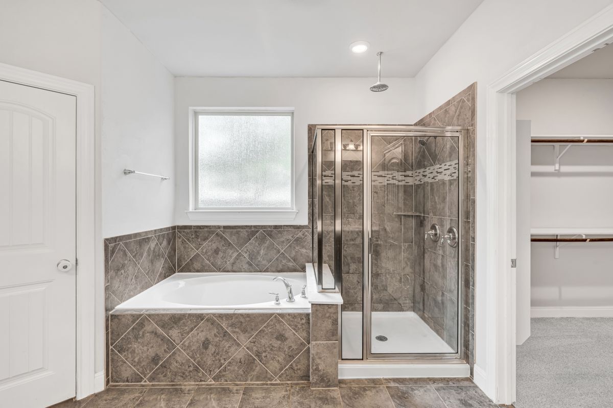 Building Photo - 5300 Cipriano Dr