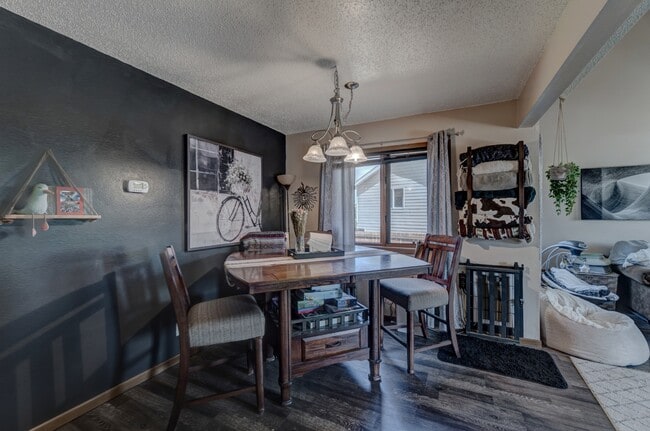 Building Photo - 4025 Wild Flower Dr
