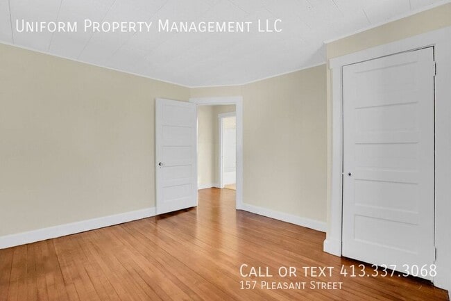 Building Photo - 157 Pleasant St