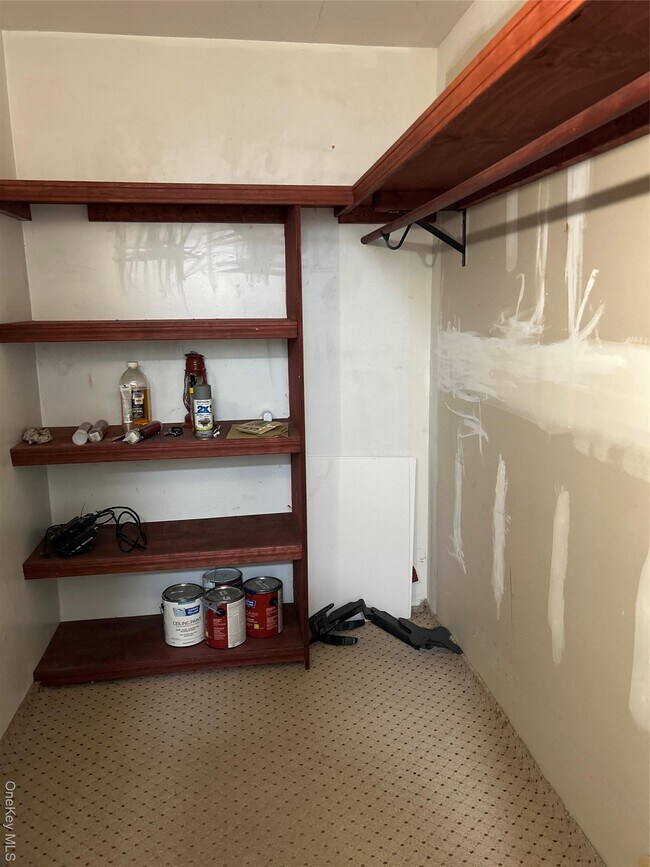 Building Photo - 2 Secora Rd