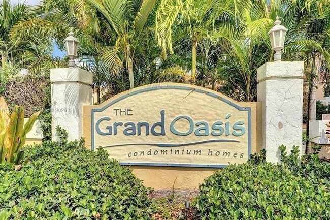 Building Photo - 5861 Riverside Dr