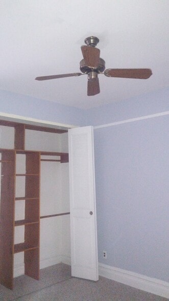 Building Photo - 8015 6th Ave