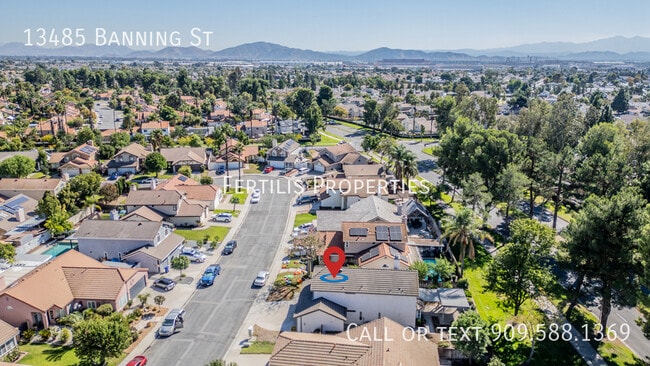 Building Photo - 13485 Banning St