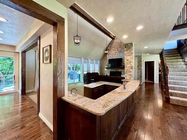 Building Photo - 21 S Trail Ridge Rd