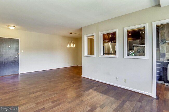 Building Photo - 4200 Cathedral Ave NW