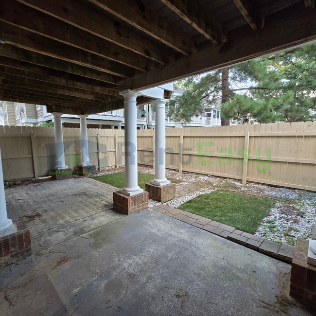 Building Photo - 3023 Bay Shore Ln