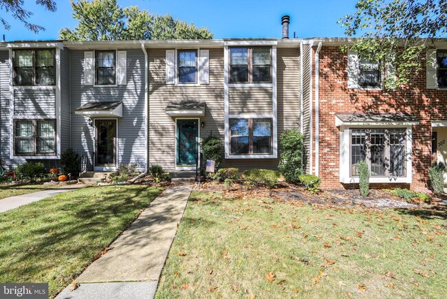 Building Photo - 723 Kings Croft Dr