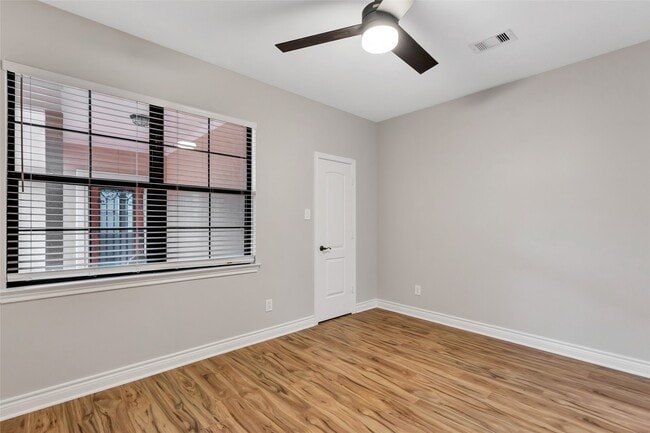 Building Photo - 7515 Langley Rd