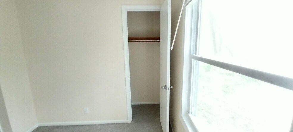 Building Photo - 2643 Kragspough Ct