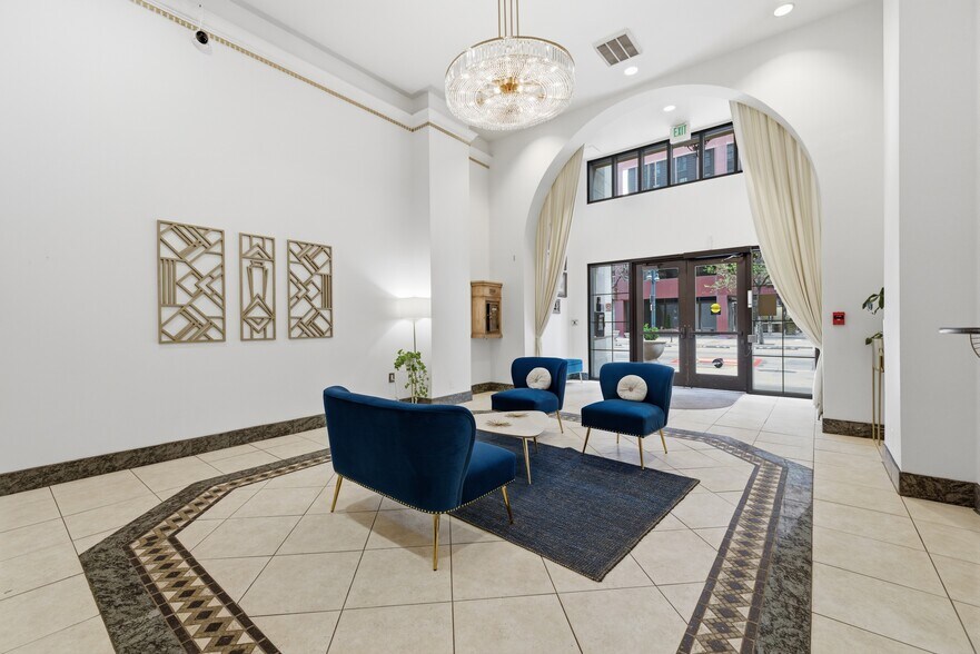 Building Photo - 444 17th St