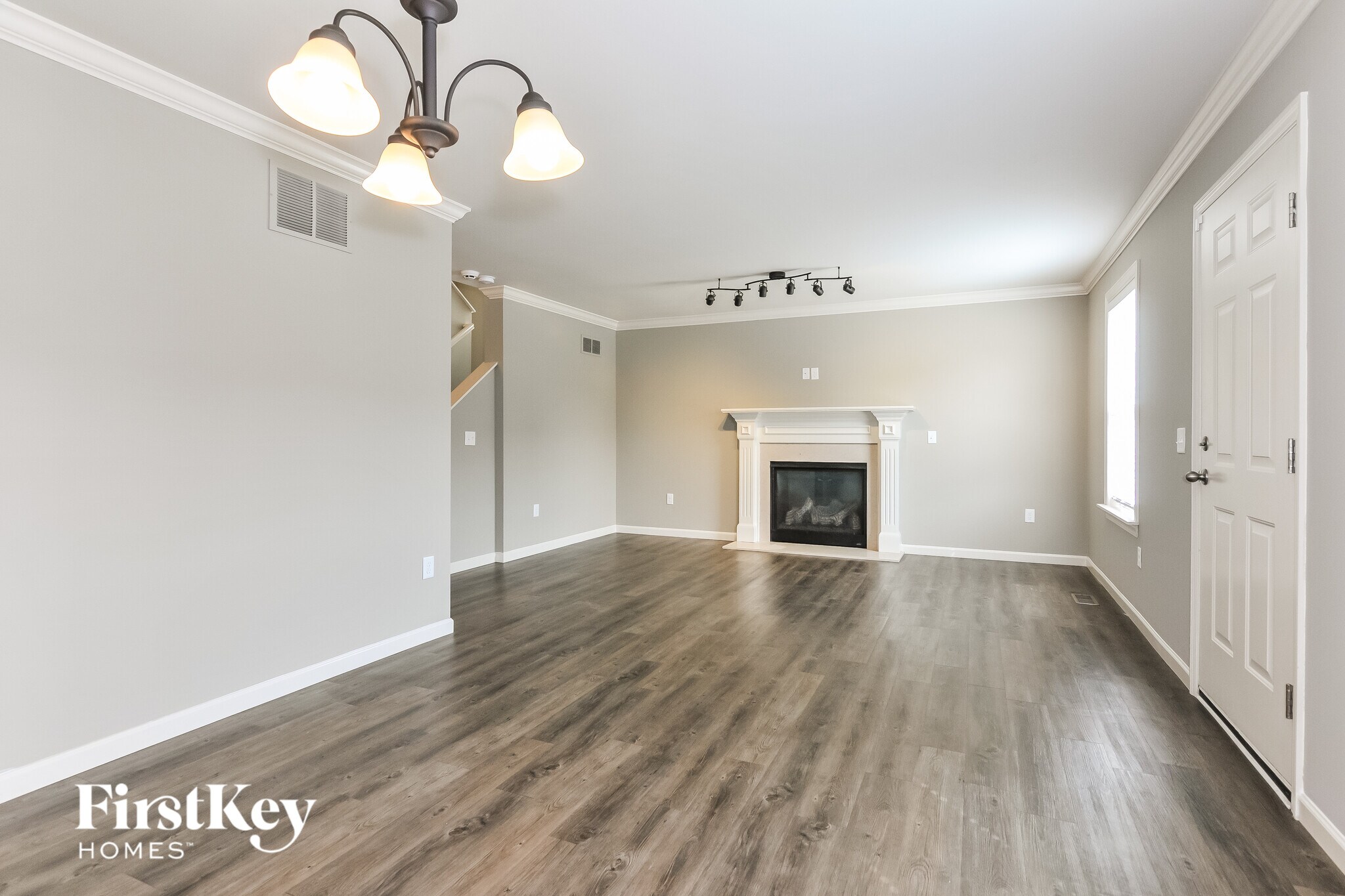 Building Photo - 1007 Carpathian Dr