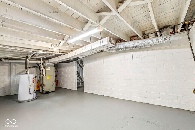 Building Photo - 4248 Carrollton Ave