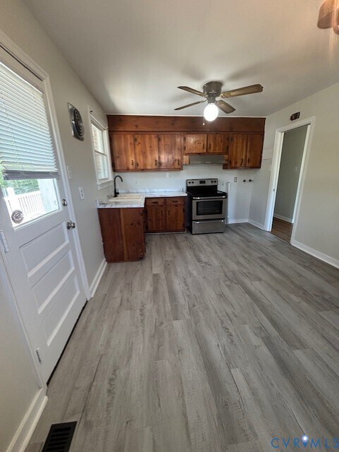 Building Photo - 9721 Drexel Ln