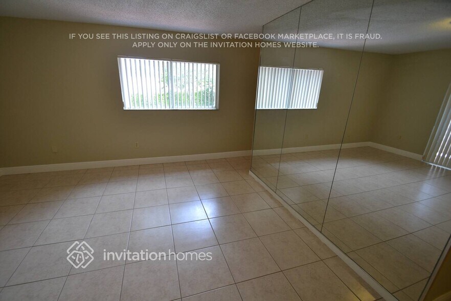 Building Photo - 14388 SW 98th Terrace