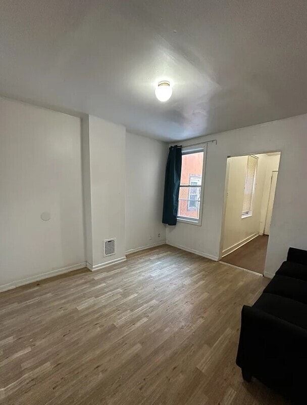 Building Photo - 2534 N Water St