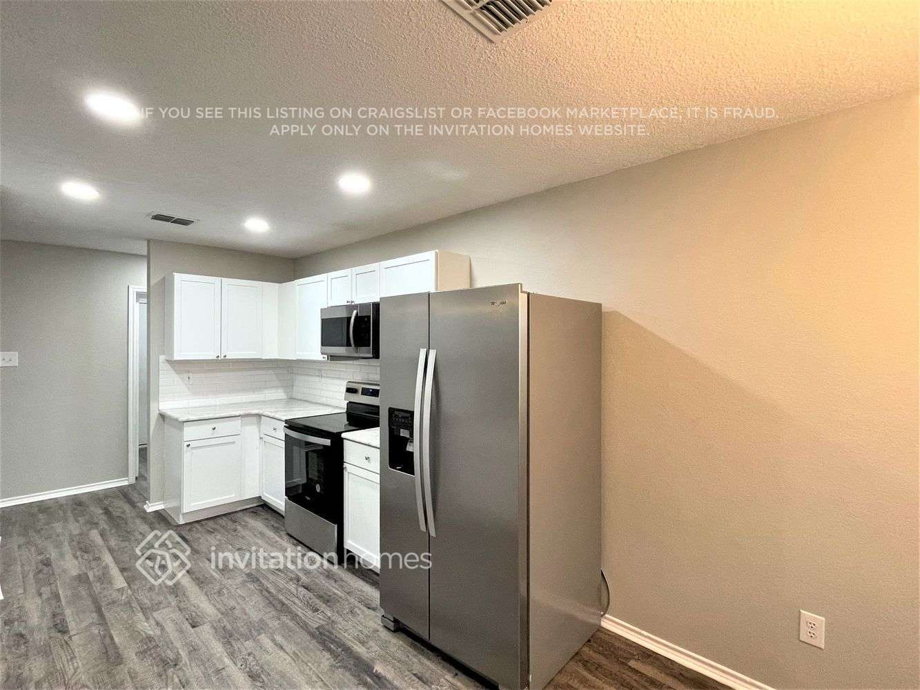 Building Photo - 1451 Queen Annes Dr