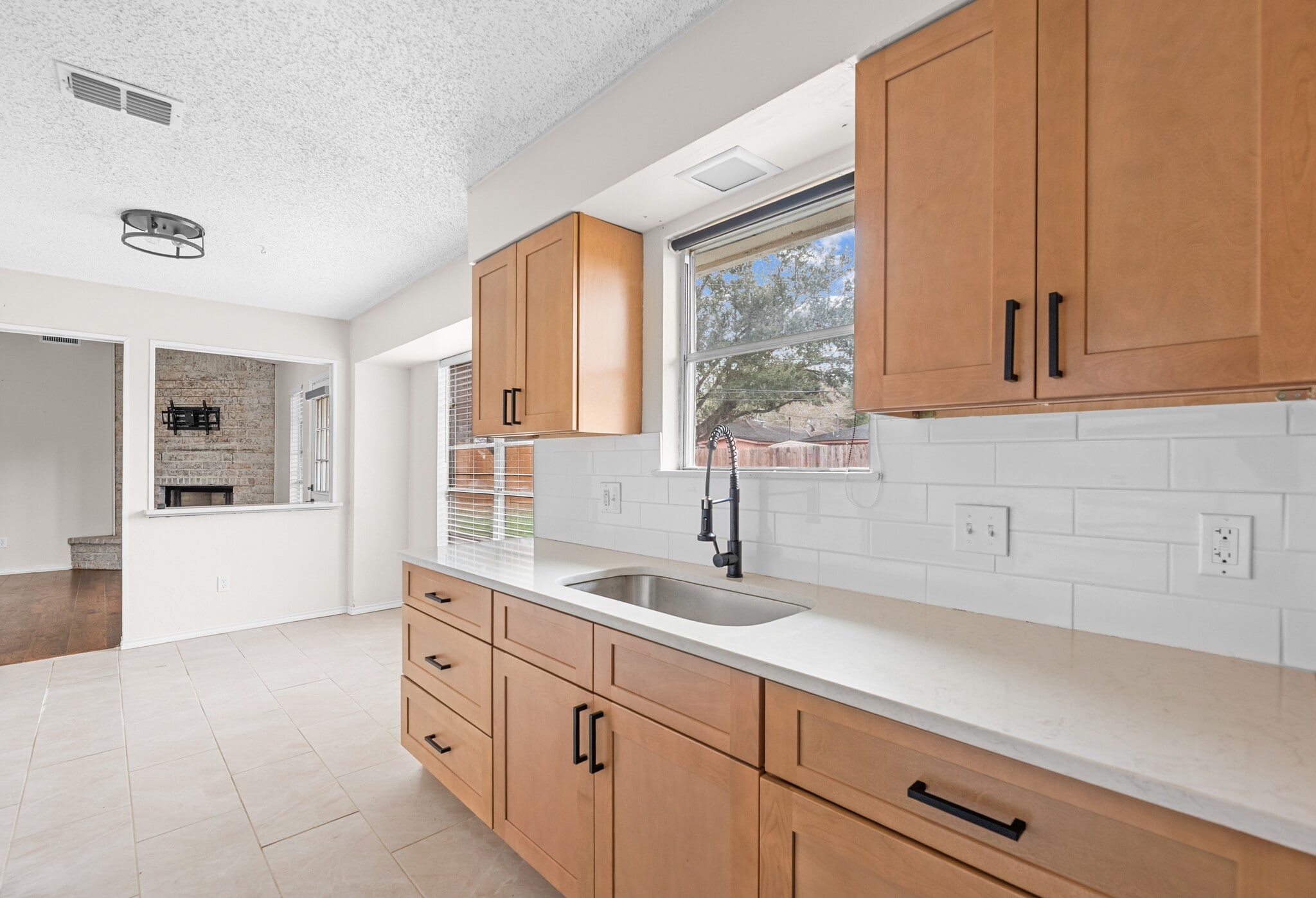 Building Photo - 4014 Richwood Cir