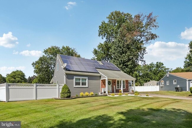 Building Photo - 608 Orchard Ct