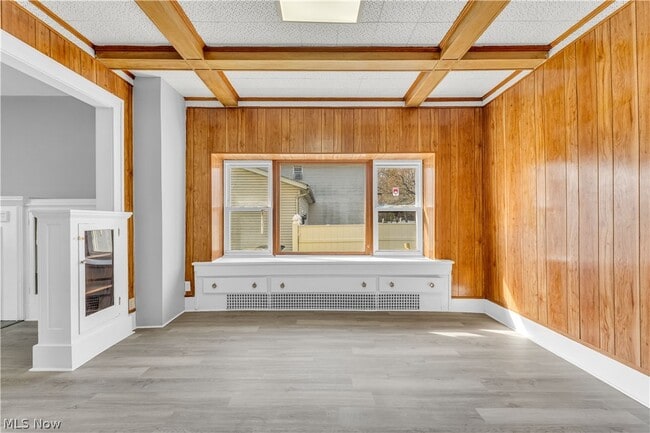 Building Photo - 516 Whitney Ave