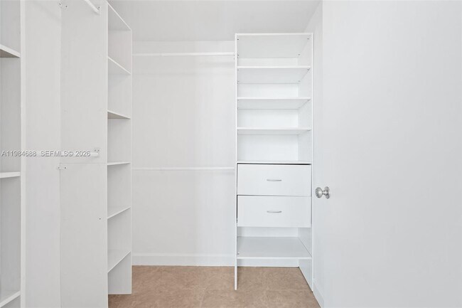 Building Photo - 350 S Miami Ave