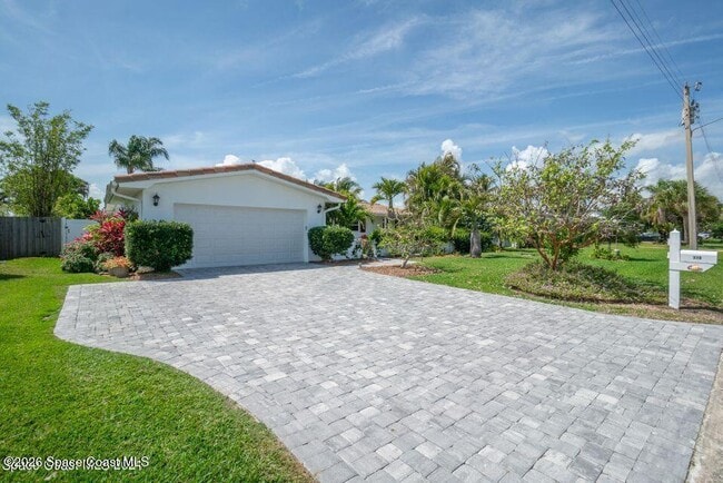 Building Photo - 319 Dorset Dr