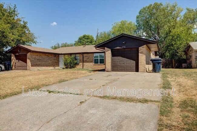 Building Photo - 8506 S Drexel Pl