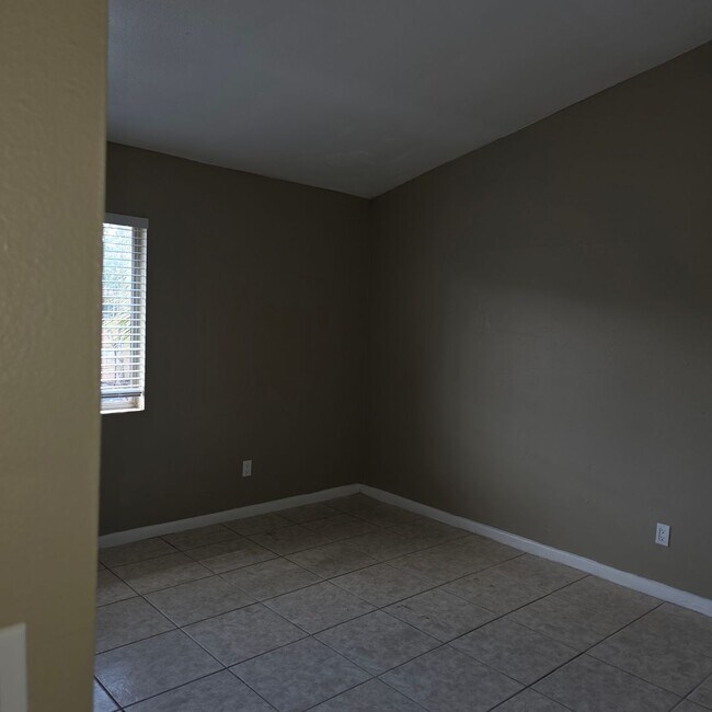 Building Photo - 5207 Via Hacienda Cir