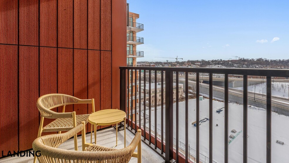 Building Photo - 632 Howard Rd SE