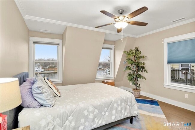 Building Photo - 69 Weed Ave