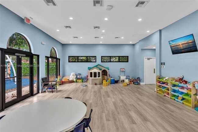 Building Photo - 18579 Harbor Light Way