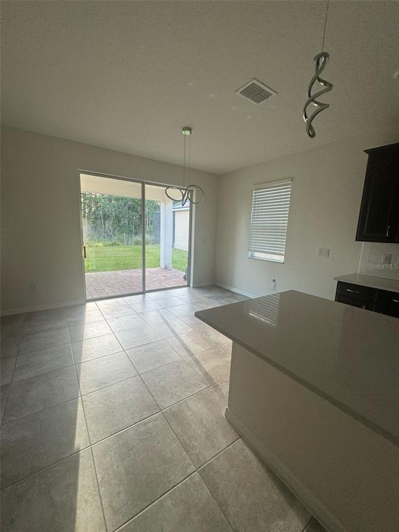 Building Photo - 2440 Varenna Loop
