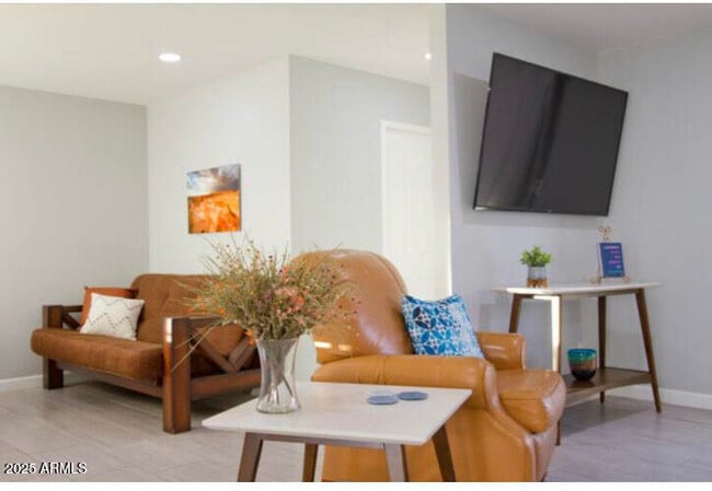 Building Photo - 1808 N 75th Pl