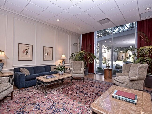 Building Photo - 1801 Lavaca St