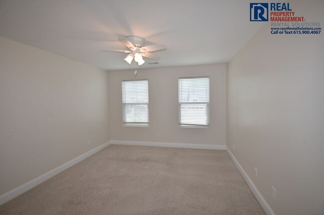Building Photo - 3414 Pershing Dr