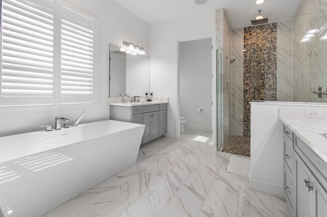 Building Photo - 7531 Mandarin Grv Wy