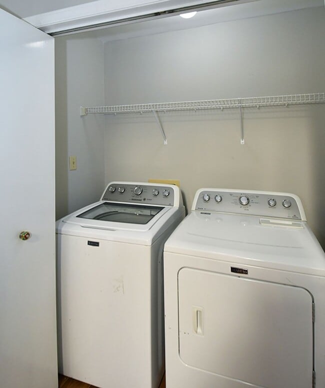 Building Photo - 411 Mallard Head Pl